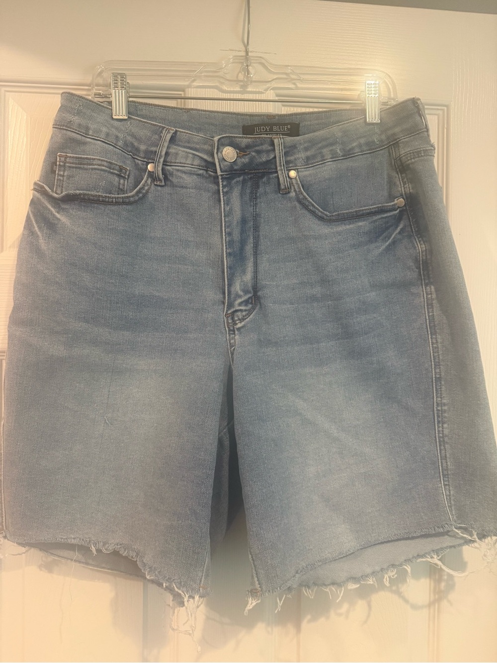 Judy Blue High Rise Cutoff Bermuda Denim Shorts 1XL Medium Wash Stretch